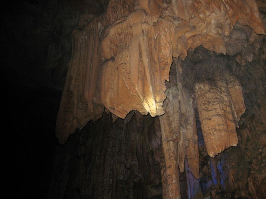 Cueva de la Flauta de Caña